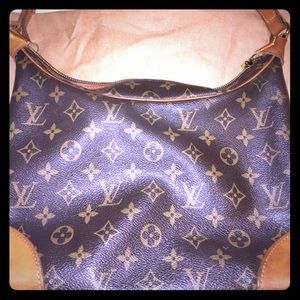 Authentic Louis Vuitton Boulogne
